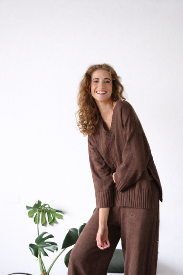 PANTALON TEJIDO RAYOS - CHOCOLATE