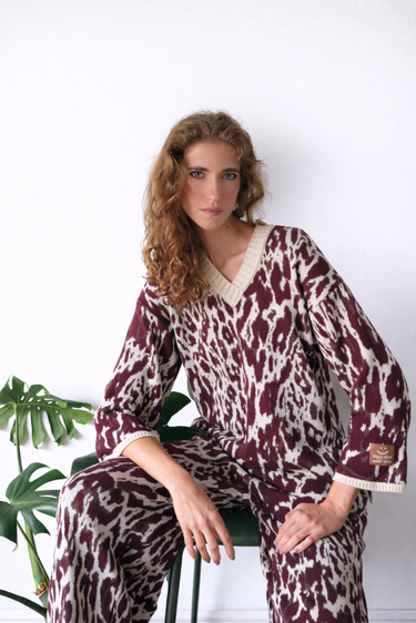 SACO TEJIDO LEOPARDO VINOTINTO