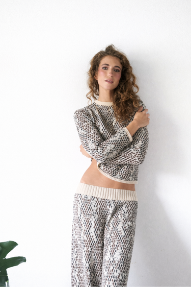 CONJUNTO TEJIDO SERPIENTE CAFE OSCURO