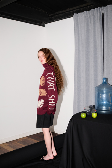 SACO TEJIDO MANIFEST 2026 (VINOTINTO) - GINA X BTB