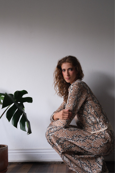 CONJUNTO TEJIDO SERPIENTE CAFE CLARO