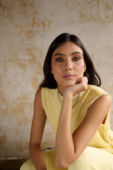 CONJUNTO TEJIDO CHALECO AMARILLO
